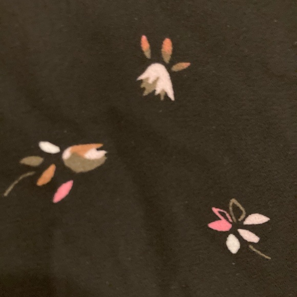 Women’s Blouse - Picture 2 of 3